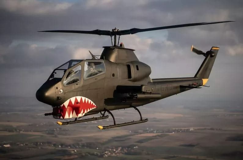 Vrtulník AH-1 Cobra: Seznamovací let