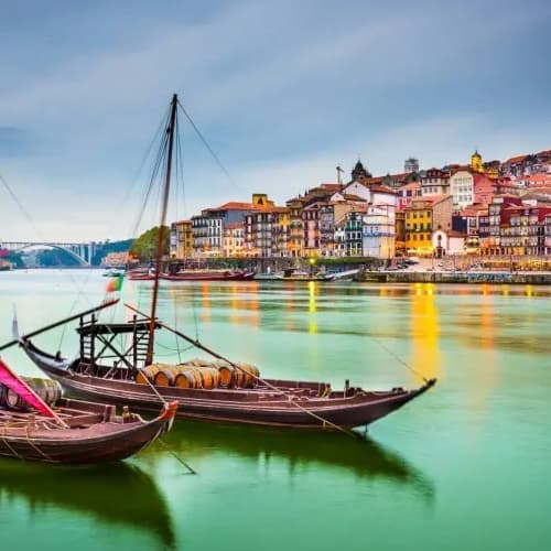 Zpáteční letenky Praha - Porto