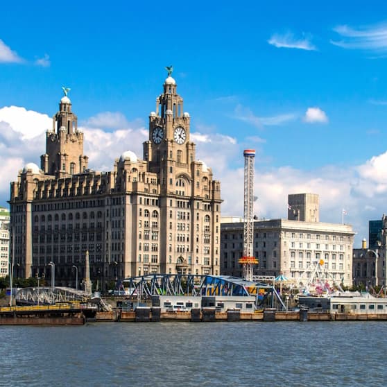 Zpáteční letenky Praha - Liverpool